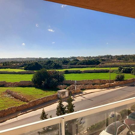 Large, 3 Bedroom Apartment In Marsascala Marsaskala Kültér fotó
