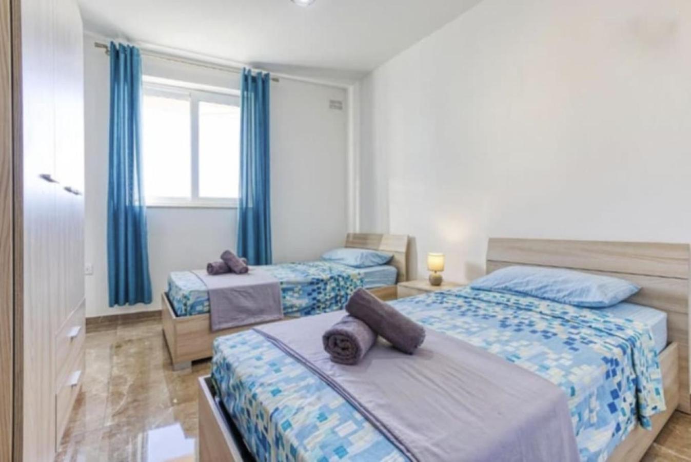 Large, 3 Bedroom Apartment In Marsascala Marsaskala Kültér fotó